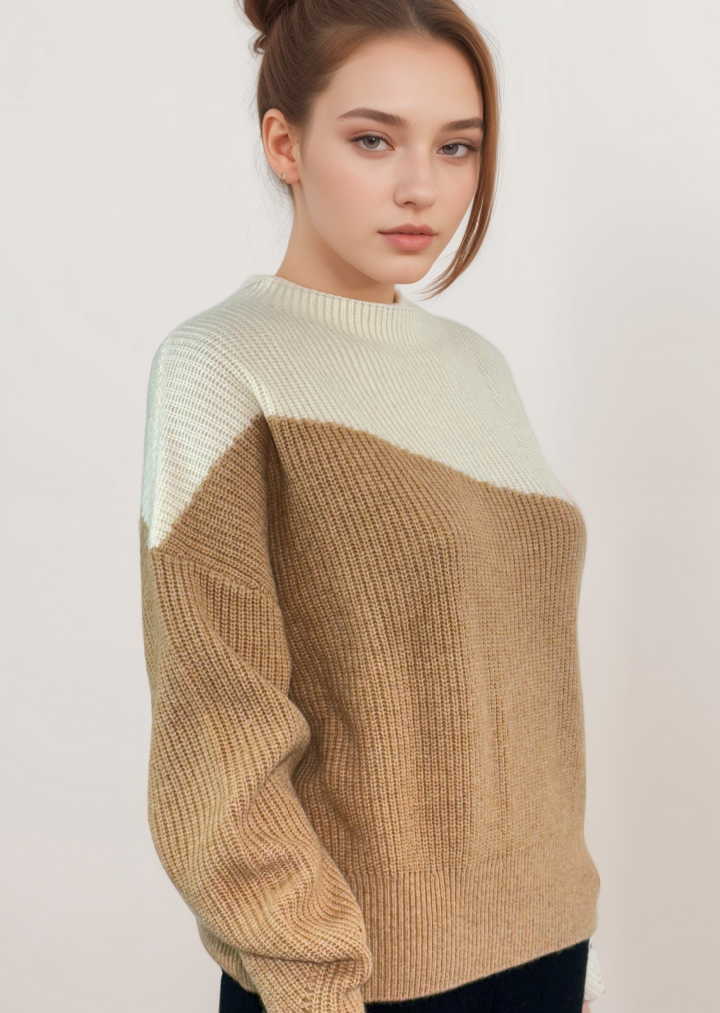 CASHMERE WOOL BLEND COLOR-BLOCKED CREWNECK SWEATER